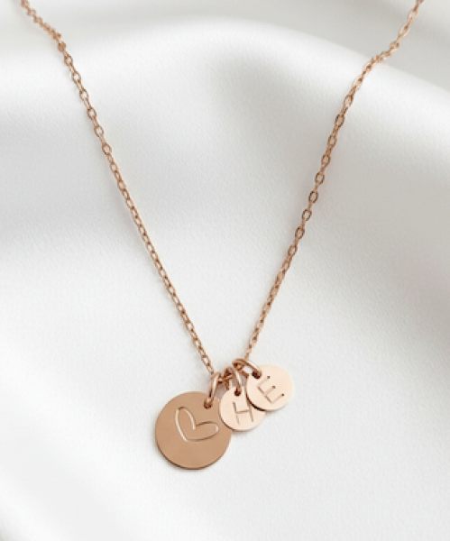 Halskette mit Anhänger Herz und Buchstabe